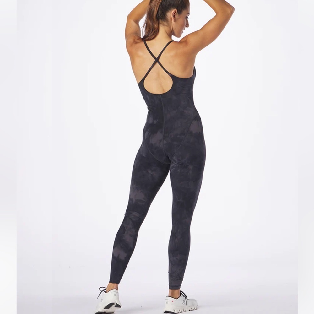 GLYDER Pure Bodysuit: Black Tie-Dye